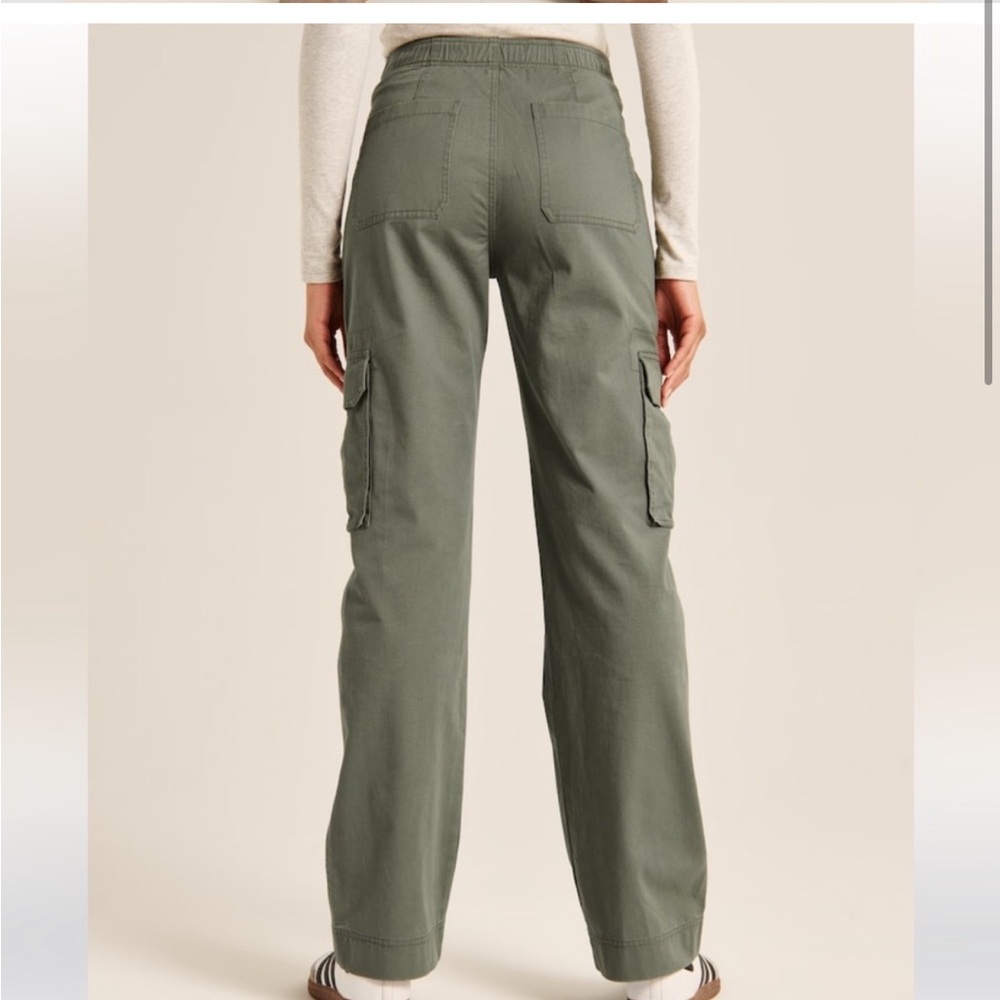 Abercrombie & Fitch Olive Green Cargo Pants - Picture 2 of 5